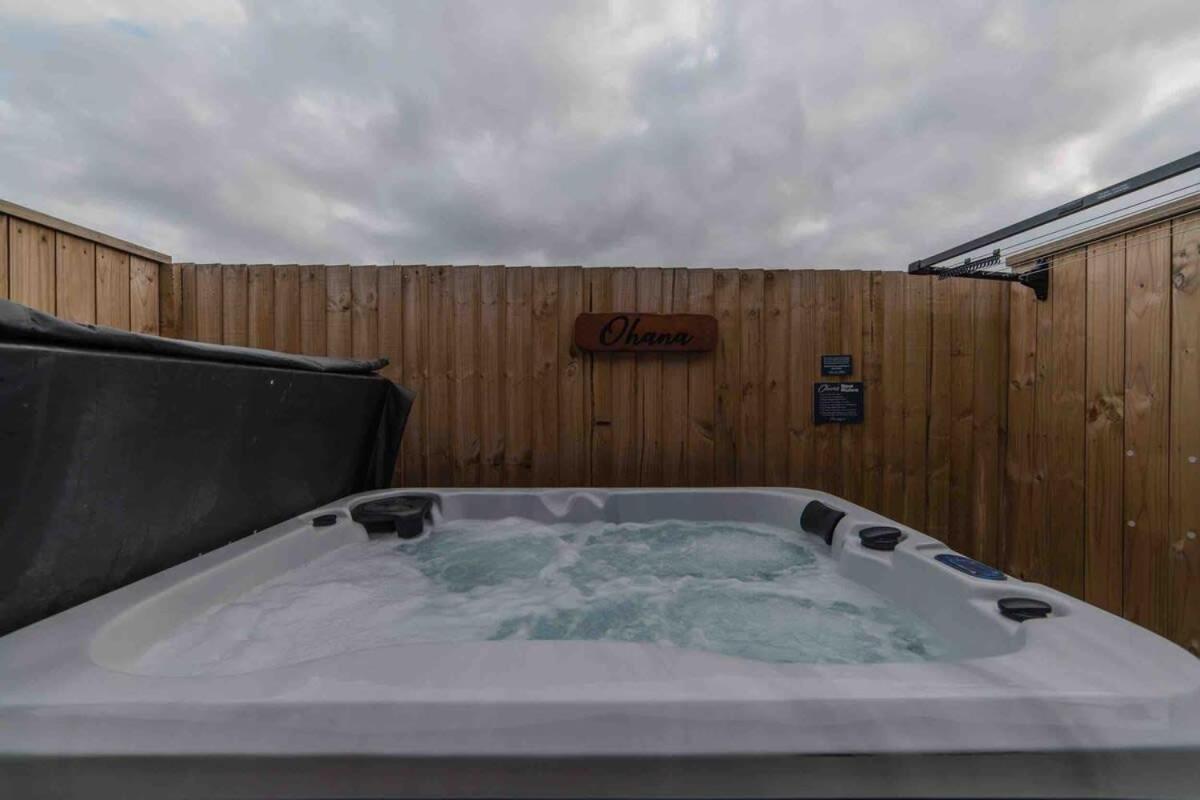 Holiday home Stones Throw From The Stadium & Hot Tub Christchurch