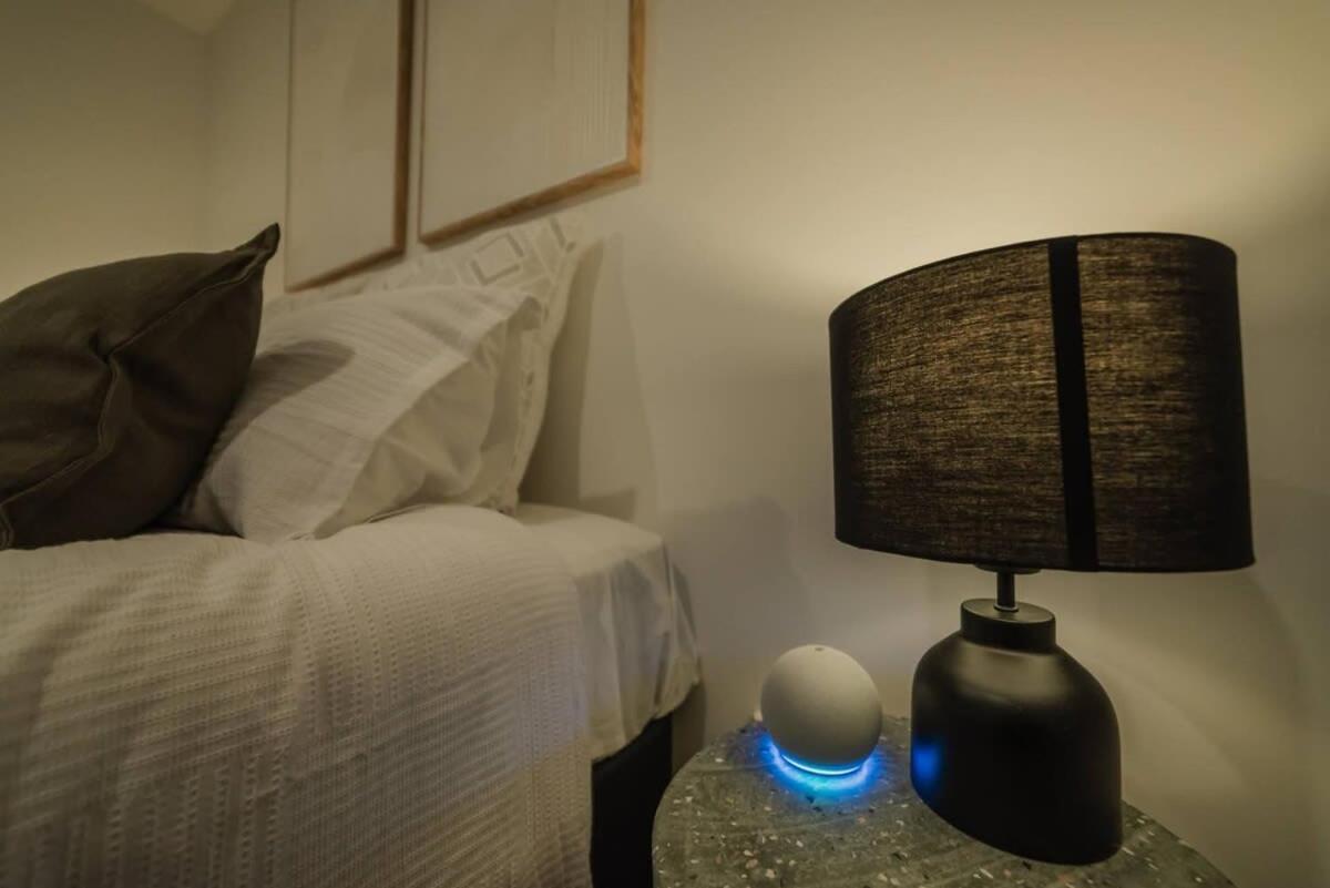 Stones Throw From The Stadium & Hot Tub * Christchurch
